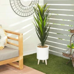 Buy ❤️ Studio 350 White Polyethylene Modern Artificial Foliage - 31x19 🔥